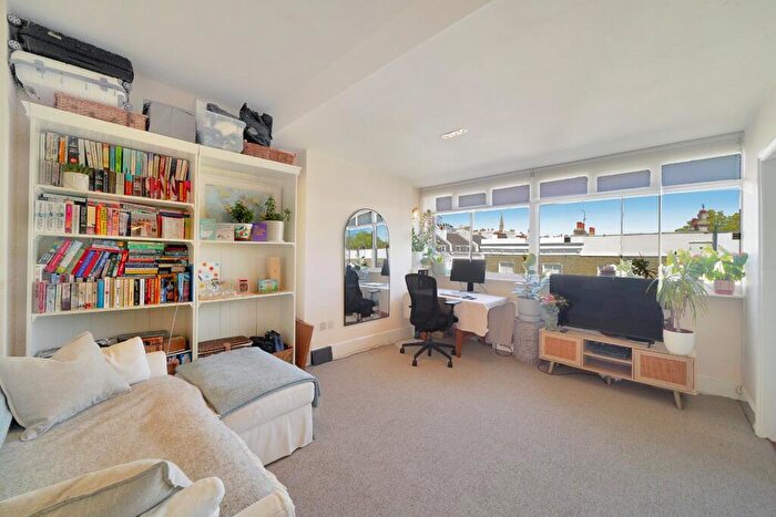 1 Bedroom Flat To Rent In Hamilton Gardens, St Johns Wood, NW8