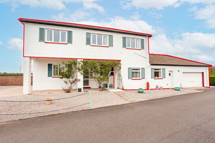 2 Bedroom Maisonette For Sale In Hazelrigg Avenue, Dumfries, DG2
