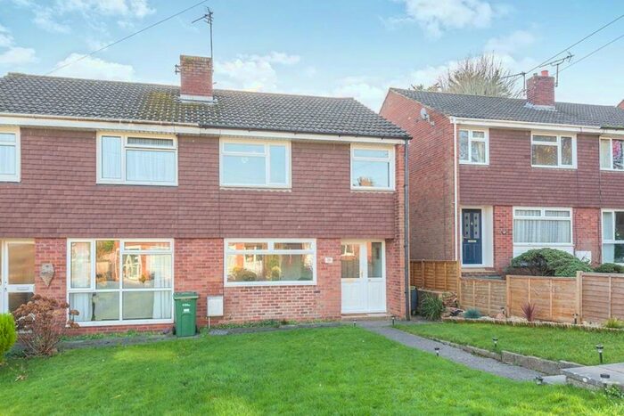 3 Bedroom Semi-Detached House To Rent In Leeside, Portishead, Bristol, Somerset, BS20