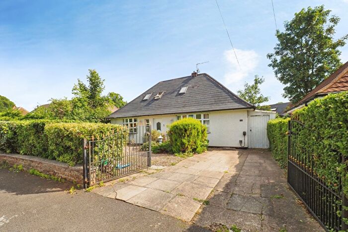 4 Bedroom Bungalow For Sale In Scalford Drive, Wollaton, Nottingham, NG8