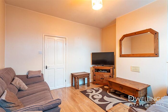 3 Bedroom Terraced House For Sale In Clarence Street, Burton-On-Trent, DE14