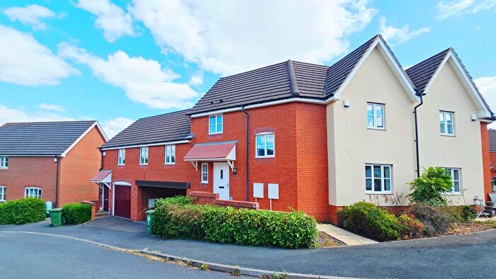 3 Bedroom Semi-Detached House For Sale In Thoresby Drive, Hereford, HR2