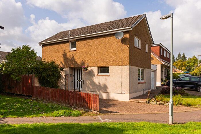 4 Bedroom Detached Villa For Sale In Balfour Terrace, Penicuik, EH26