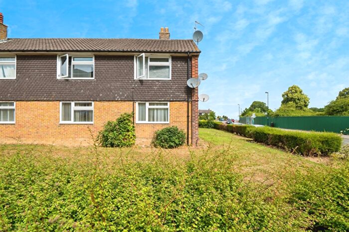 1 Bedroom Flat For Sale In Meggeson Avenue, Southampton, SO18