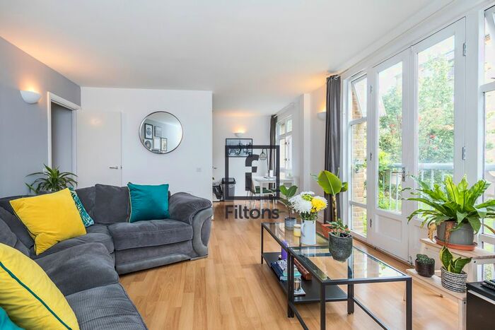 2 Bedroom Flat To Rent In Fairfield Road, London, E3