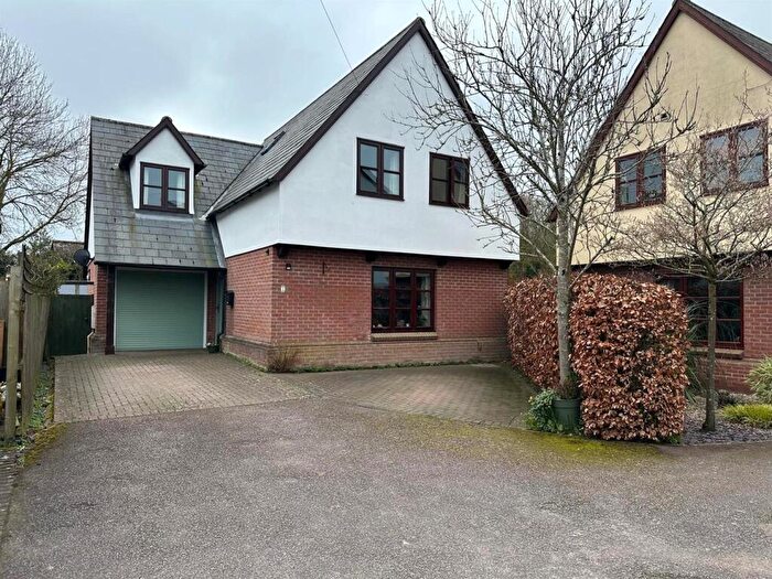 4 Bedroom Detached House For Sale In Oakfield Close, Bacton, Stowmarket, IP14