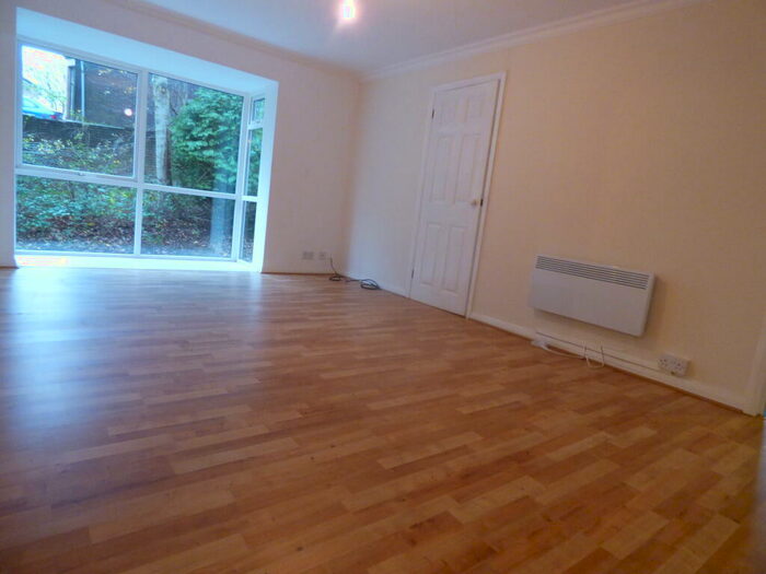 2 Bedroom Apartment To Rent In Daisyfield Court, Bury, BL8