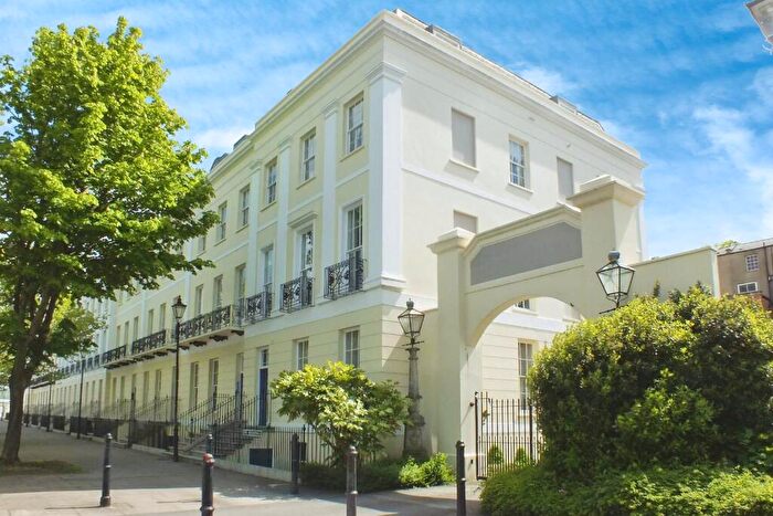 3 Bedroom Apartment To Rent In The Broad Walk, Cheltenham, GL50