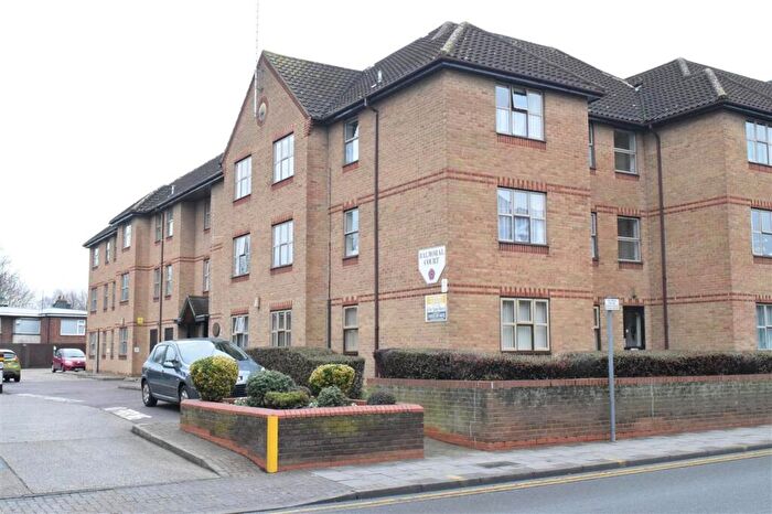 2 Bedroom Retirement Property For Sale In Balmoral Court, Springfield Road, Chelmsford, CM2