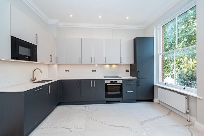 1 Bedroom Flat To Rent In Ashburn Place, Kensington, London, SW7