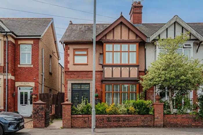 3 Bedroom Semi-Detached House For Sale In Llantarnam Road, Cwmbran, NP44
