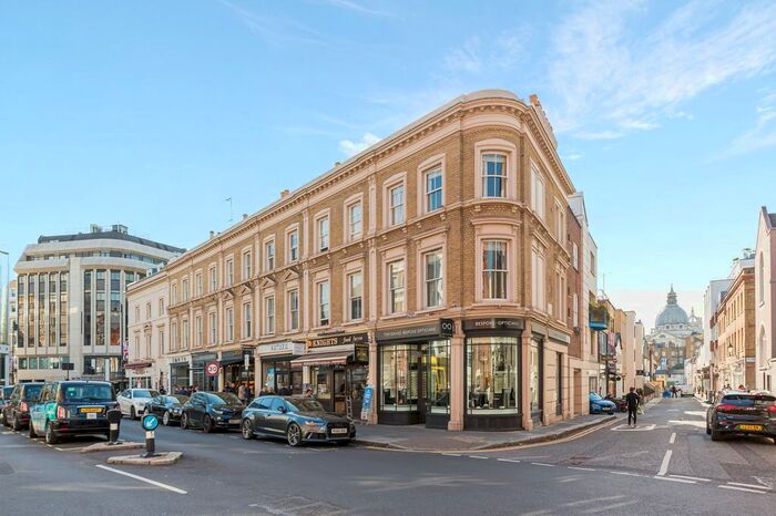 2 Bedroom Maisonette To Rent In Cheval Place, London, SW7