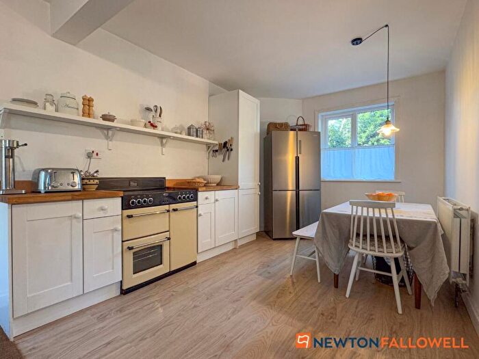 2 Bedroom Cottage For Sale In Summers Terrace, Eagle Road, Swinderby, LN6