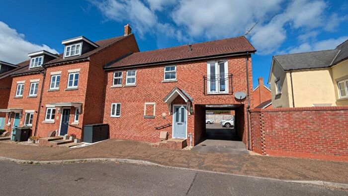 2 Bedroom Coach House For Sale In Gurkha Road, Blandford Forum, Dorset, DT11