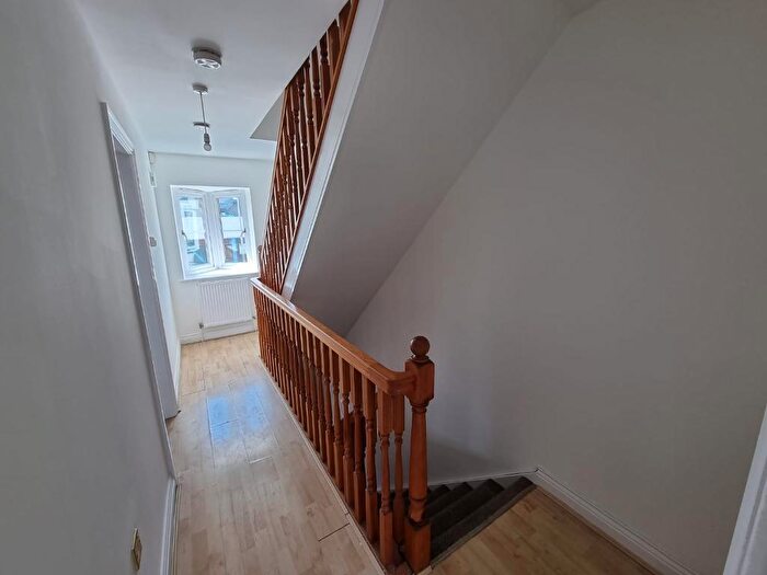 4 Bedroom Town House To Rent In Anderson Road, Bearwood, Birmingham, B66