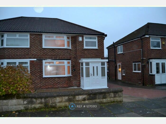 3 Bedroom Semi-Detached House To Rent In Malpas Drive, Wirral CH63