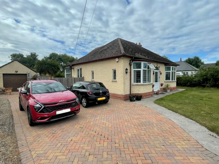 4 Bedroom Bungalow For Sale In Station Road, Brent Knoll, Somerset, TA9