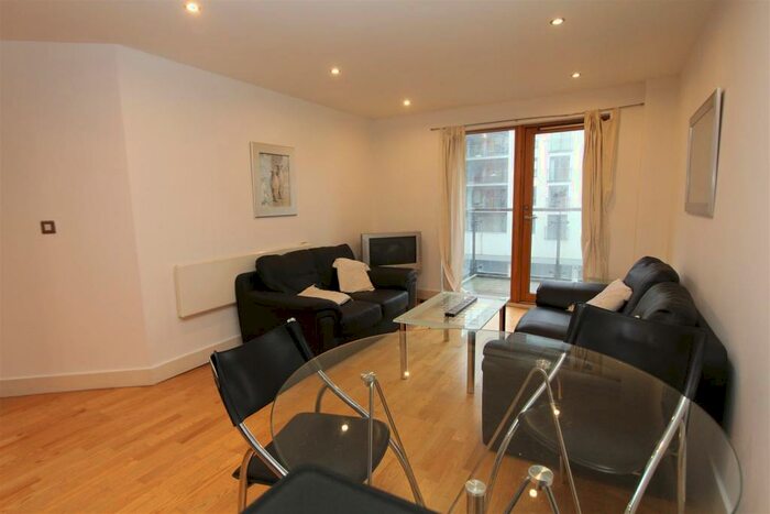 2 Bedroom Flat To Rent In Mackenzie House, Leeds Dock, LS10