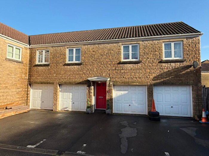 2 Bedroom Coach House For Sale In Marleys Ways, Frome, BA11