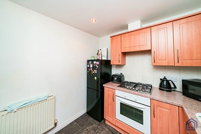 3 Bedroom Flat For Sale In Flat, Ellis Court, Merlin Road, Birkenhead, CH42