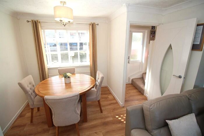 2 Bedroom Terraced House For Sale In Bridgend Road, Greenock, PA15