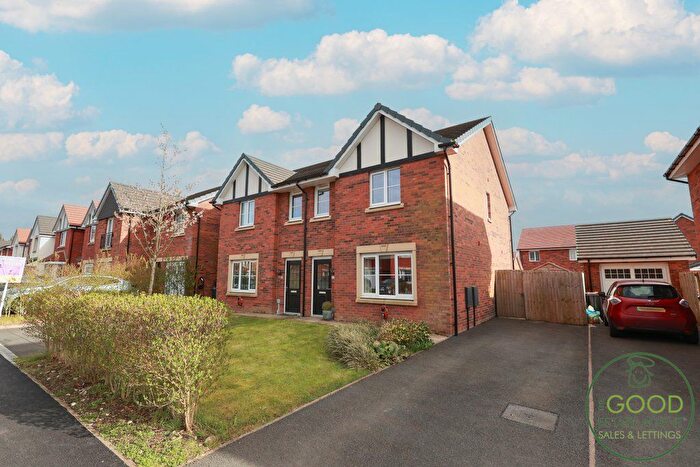 3 Bedroom Semi-Detached House For Sale In Norshaw Crescent, Preston, PR3