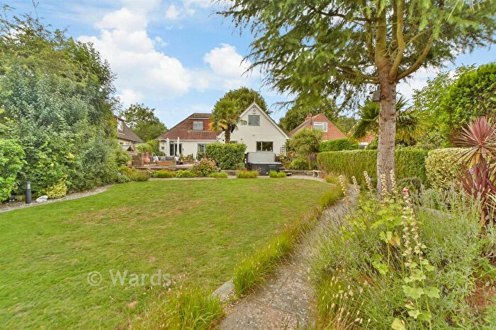 4 Bedroom Detached House For Sale In Broadview Avenue, Rainham, Gillingham, Kent, ME8