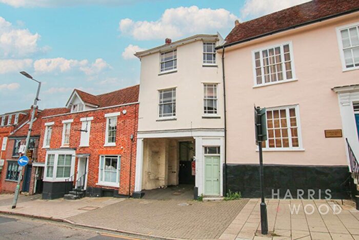 2 Bedroom Coach House For Sale In North Hill, Colchester, Essex, CO1