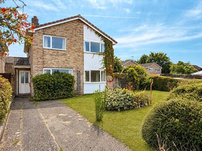 4 Bedroom Detached House For Sale In Blakeney Grove, Nailsea, North Somerset, BS48