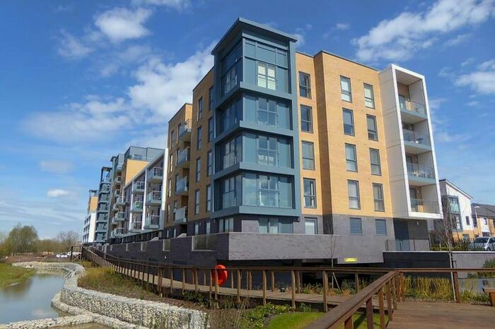 2 Bedroom Flat To Rent In Cygnet House, Reading, RG2