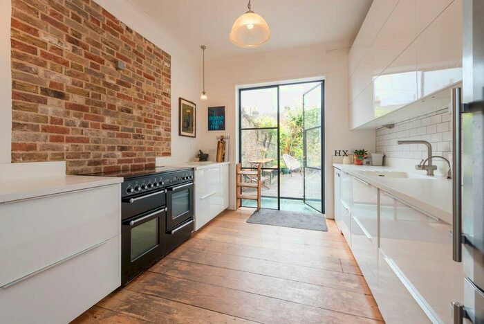 5 Bedroom Property To Rent In Royal Road, Ramsgate, CT11