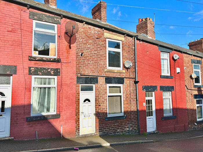 2 Bedroom Terraced House To Rent In Hoyland Street, Wombwell, S73