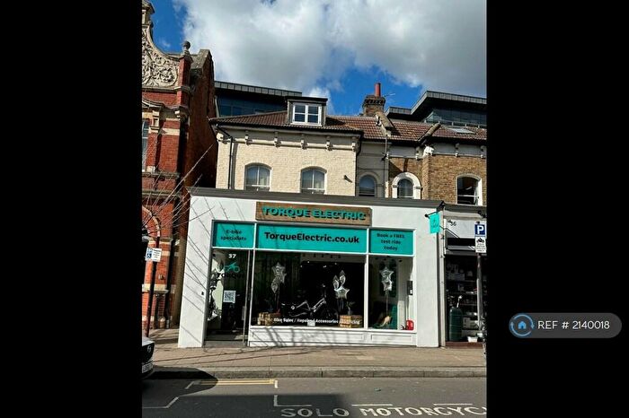 1 Bedroom Flat To Rent In Victoria Road, Surbiton, KT6