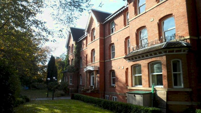 2 Bedroom Flat To Rent In Belvedere Gardens, Heaton Moor Road, Heaton Moor, SK4