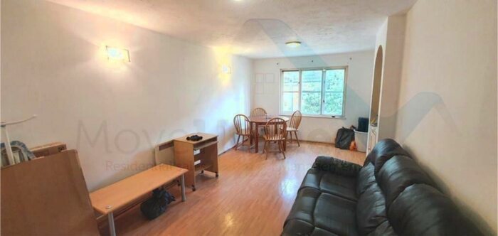 2 Bedroom Flat To Rent In Heddington Grove, London, N7