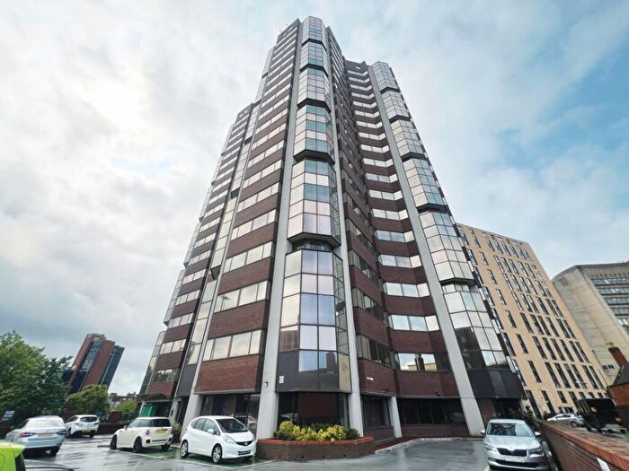 1 Bedroom Apartment For Sale In Apartment Metropolitan House, Hagley Road, Edgbaston, Birmingham, B16