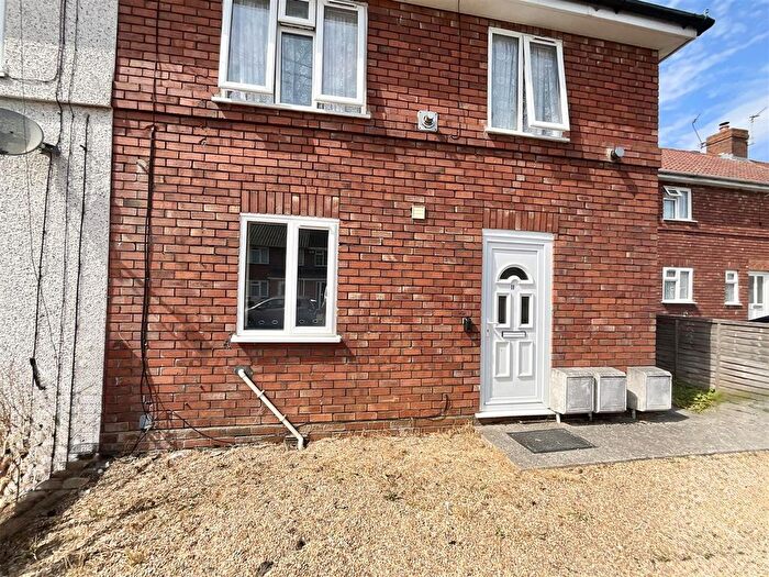 1 Bedroom Flat To Rent In Kingsmead Walk, Bristol, BS5