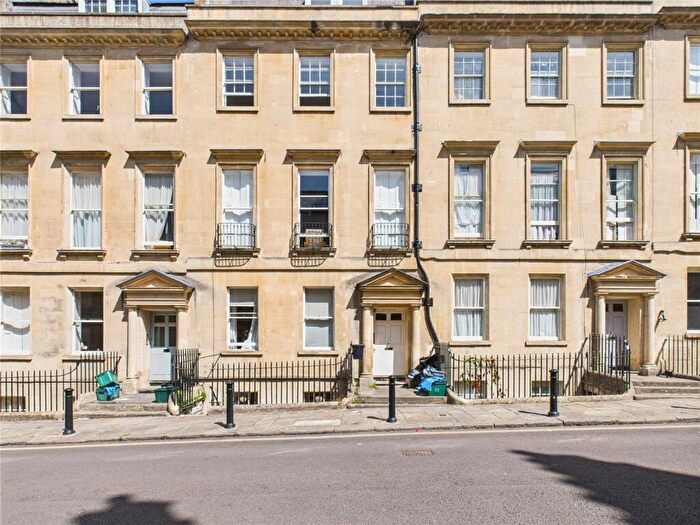 2 Bedroom Apartment To Rent In Rivers Street, Bath, Somerset, BA1