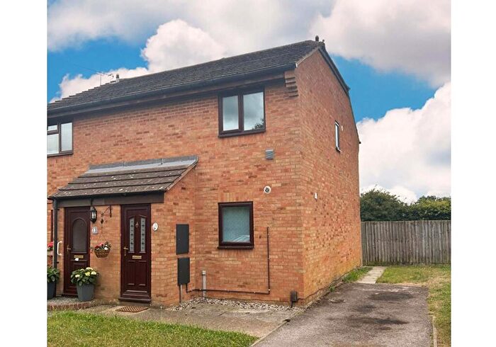 2 Bedroom Semi-Detached House To Rent In Midget Close, Abingdon, OX14