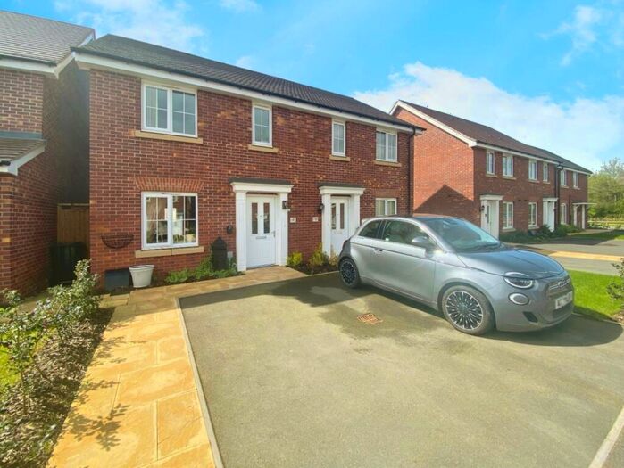 2 Bedroom Semi-Detached House For Sale In Nonsuch Avenue, Stratford Upon Avon, CV37