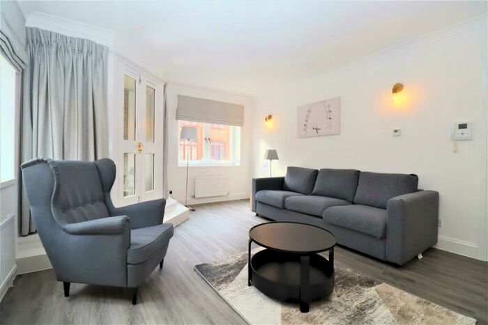 1 Bedroom Apartment To Rent In Eagle Wharf West, Narrow Street, London, E14