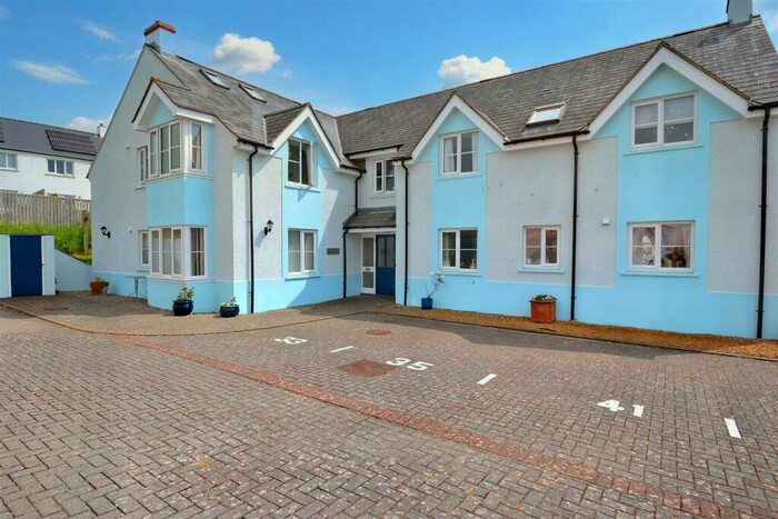 2 Bedroom Apartment For Sale In Puffin Way, Broad Haven, Haverfordwest, SA62