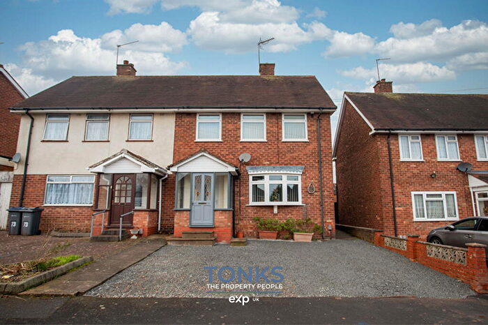 3 Bedroom Semi Detached House To Rent In Faraday Avenue, Quinton, Birmingham, B32