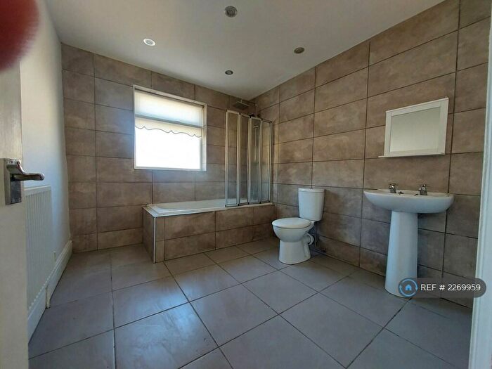 2 Bedroom Terraced House To Rent In Imrie Street, Walton, L4