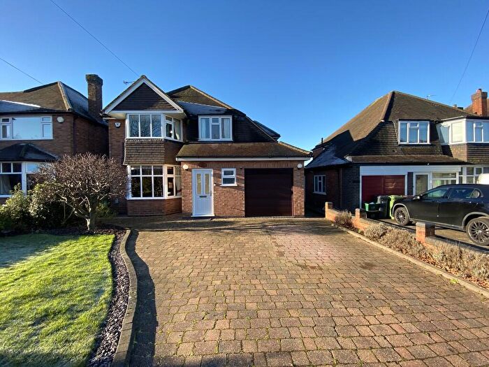 4 Bedroom Detached House For Sale In Greswolde Road, Solihull, B91