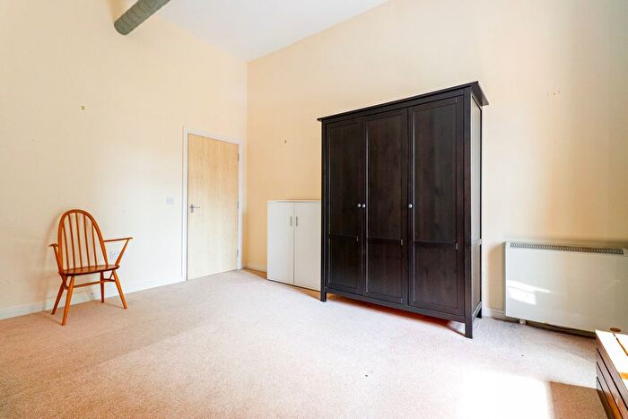 3 Bedroom Flat For Sale In Denton Mill Close, Carlisle, CA2