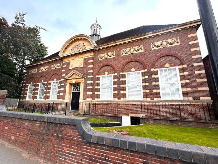 1 Bedroom Flat To Rent In Lichfield Road, Sutton Coldfield, West Midlands, B74