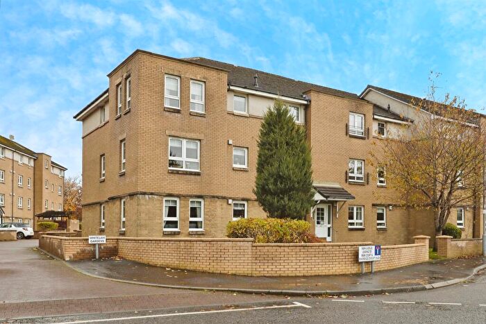 3 Bedroom Flat For Sale In Whitelaw Gardens, Bishopbriggs, Glasgow, G64
