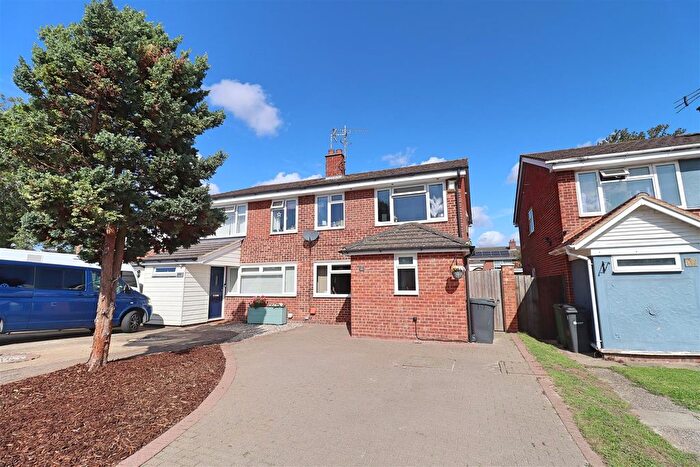 4 Bedroom Semi-Detached House For Sale In Medley Road, Rayne, Braintree, CM77