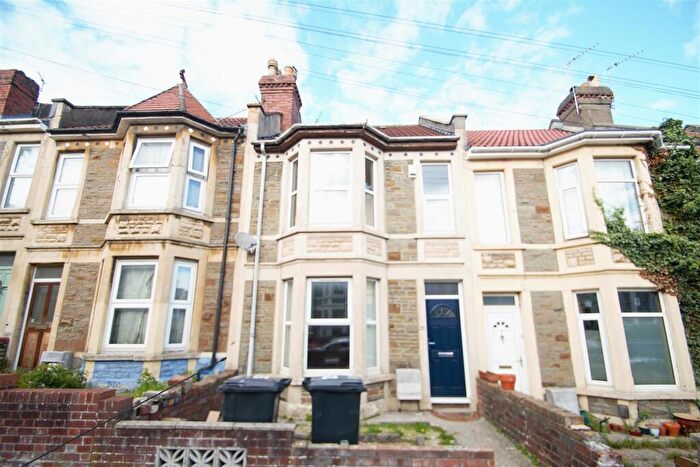 4 Bedroom Terraced House To Rent In Douglas Road, Horfield, Bristol, BS7